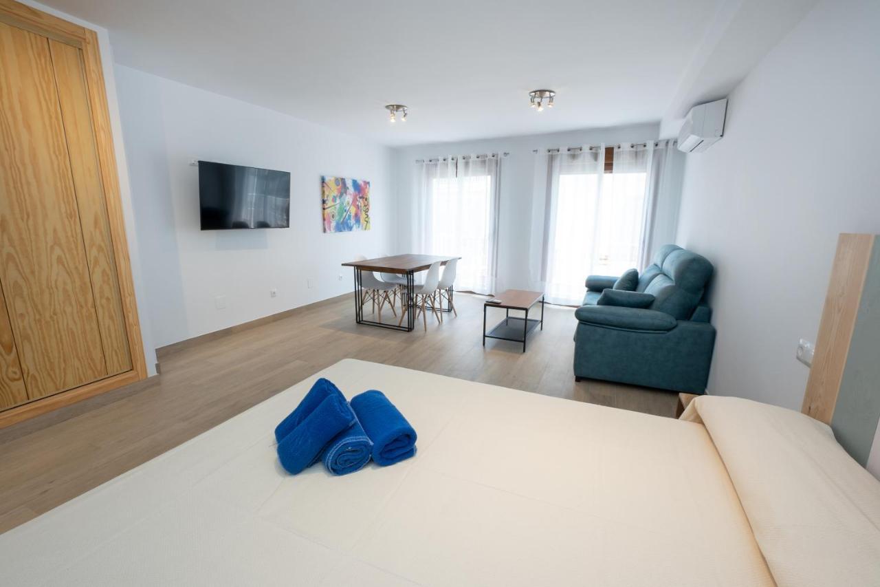 A&F Apartments Nerja Bagian luar foto