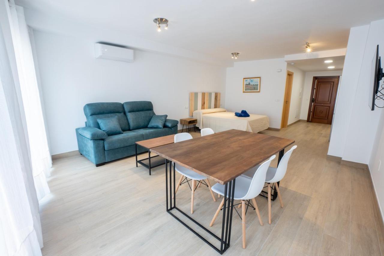 A&F Apartments Nerja Bagian luar foto
