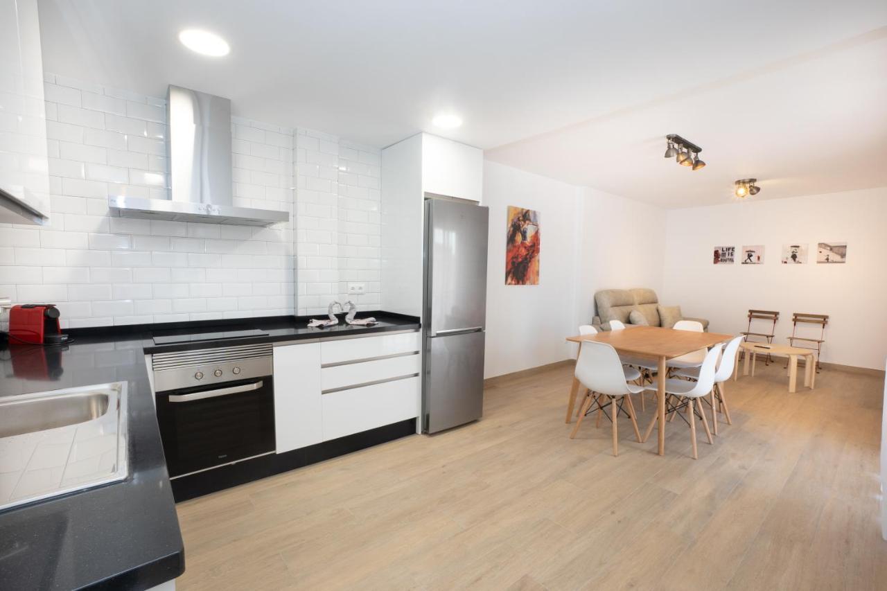 A&F Apartments Nerja Bagian luar foto